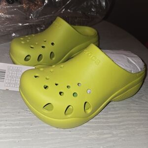Womens Sz 7 Crocs Aura Clog Clogs New Nwt